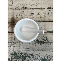 Porseleinen apotheek vijzel